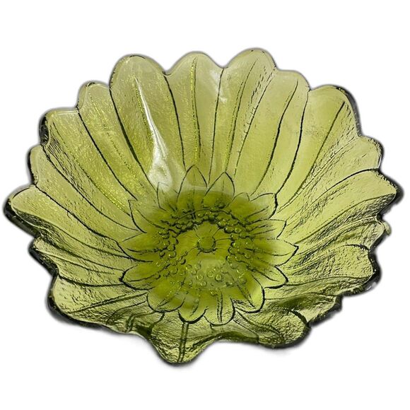 Vintage Indiana Glass Textured MCM Avocado Green Sunflower Bowl 7" Wide - Picture 1 of 4